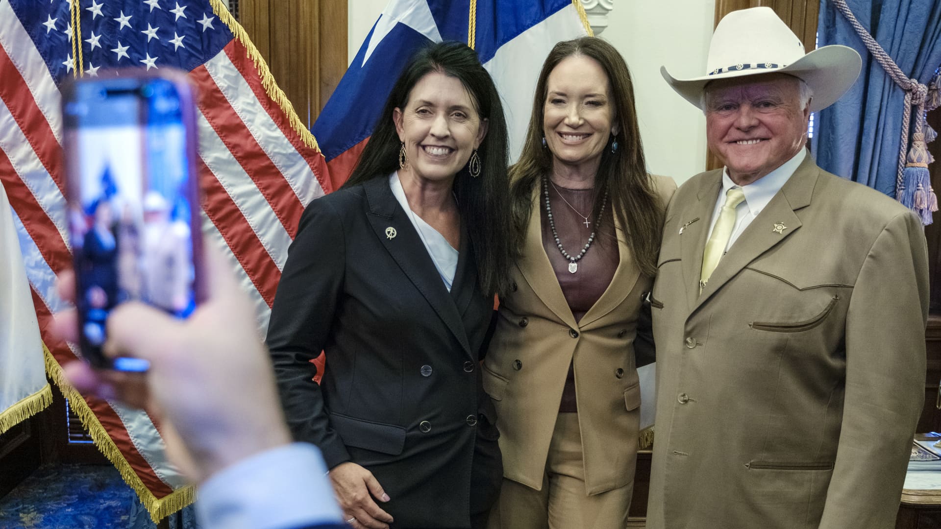 USDA Secretary Rollins calls Texas ag chief ‘unserious’ amid screwworm threat
