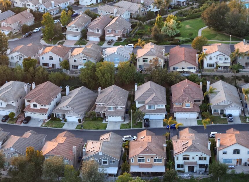 Bill limiting investors from buying homes set to speed through Congress