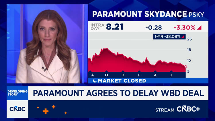 Paramount agrees to delay Warner Bros. Discovery deal