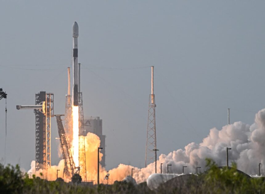 SpaceX, Blue Origin could get quicker launch approval under FAA move to waive environmental rules