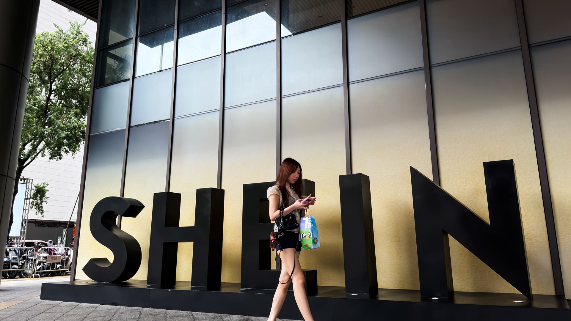 Shein says it’s under investigation by the Federal Trade Commission as it prepares for Hong Kong IPO