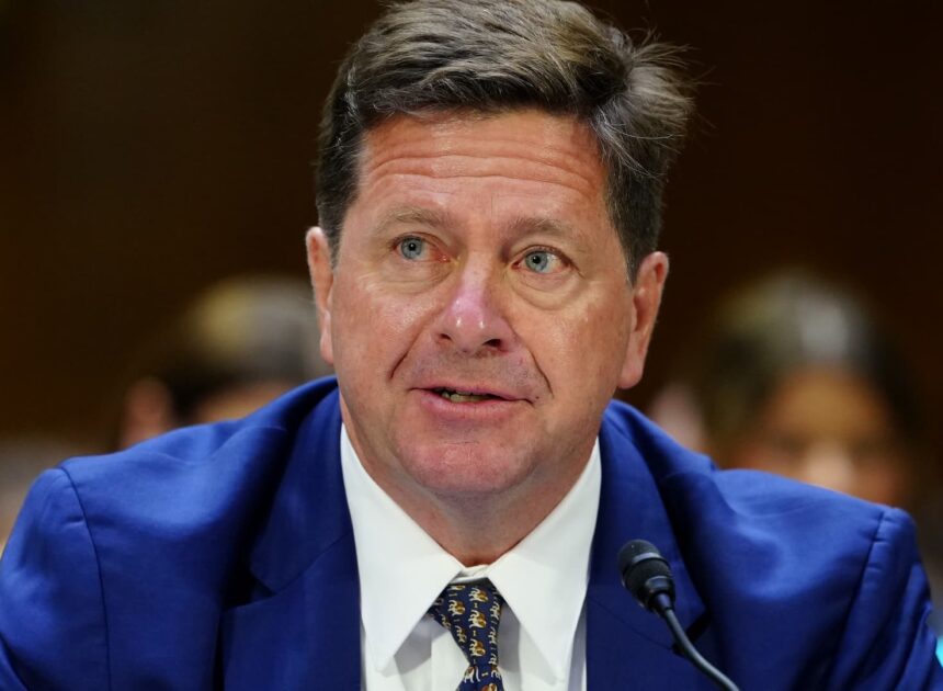 Jay Clayton sworn in as U.S. director of national intelligence