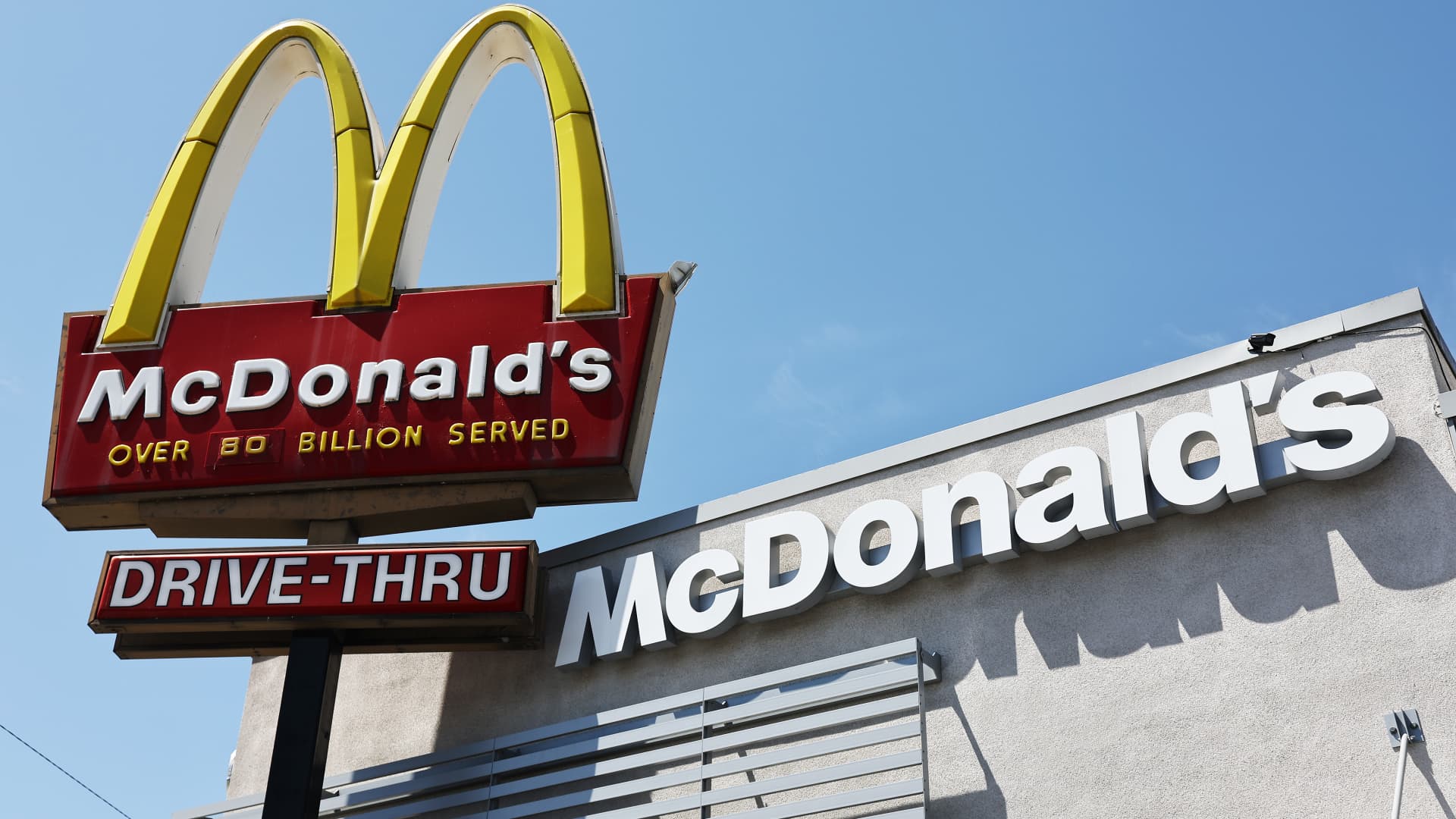 McDonald’s earnings beat estimates, chain announces new U.S. head to accelerate growth
