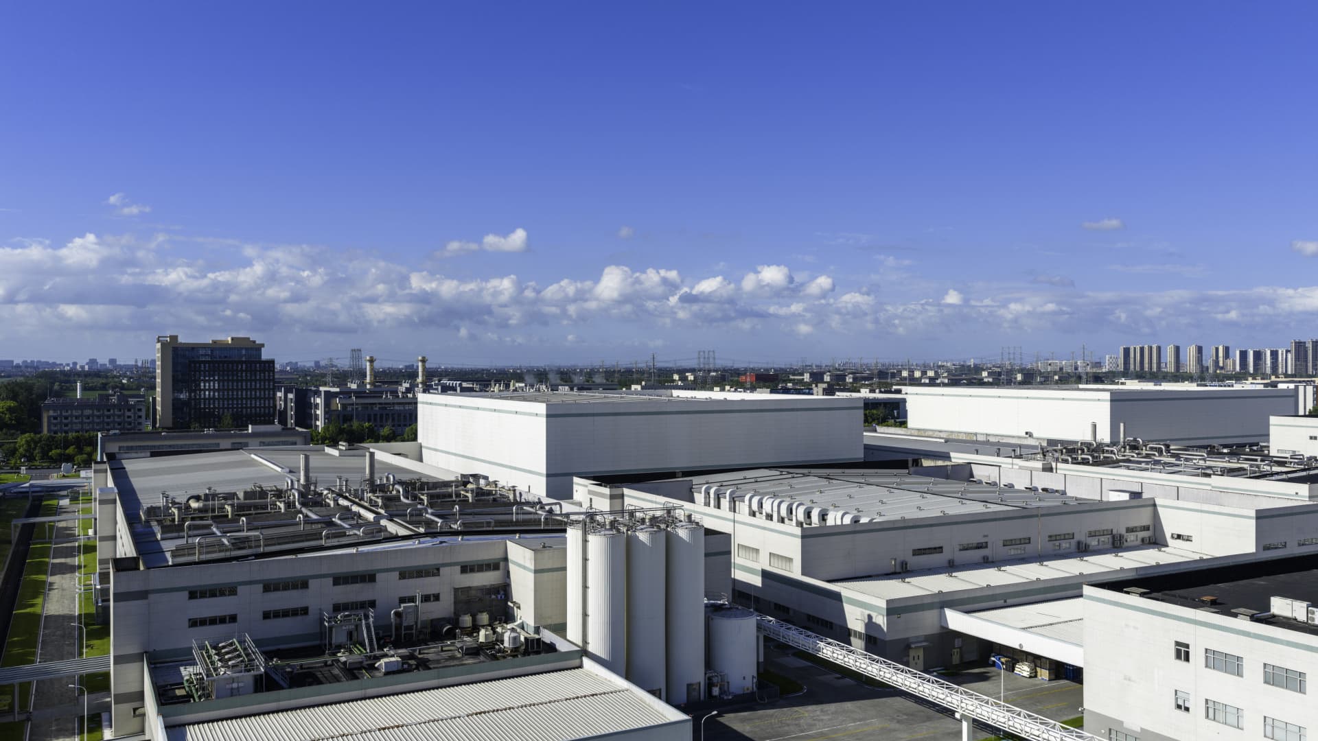 Investor competition for commercial real estate sees strongest growth in a year