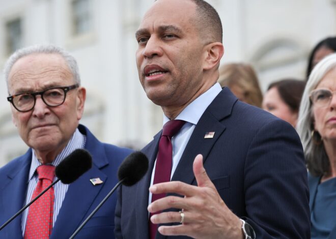 Democrats plan Trump investigations over impeachment if they win House, sources say