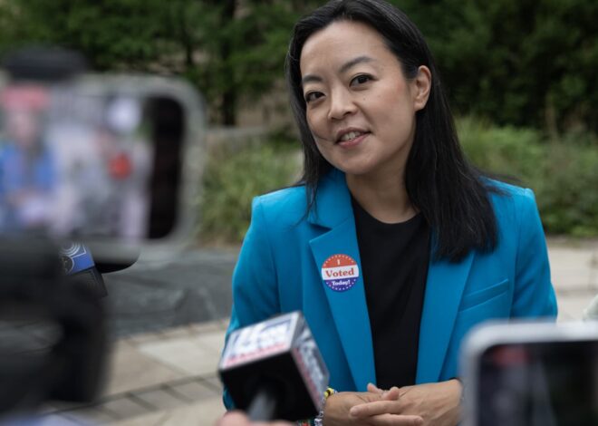 Polls begin to close in primary elections across the country