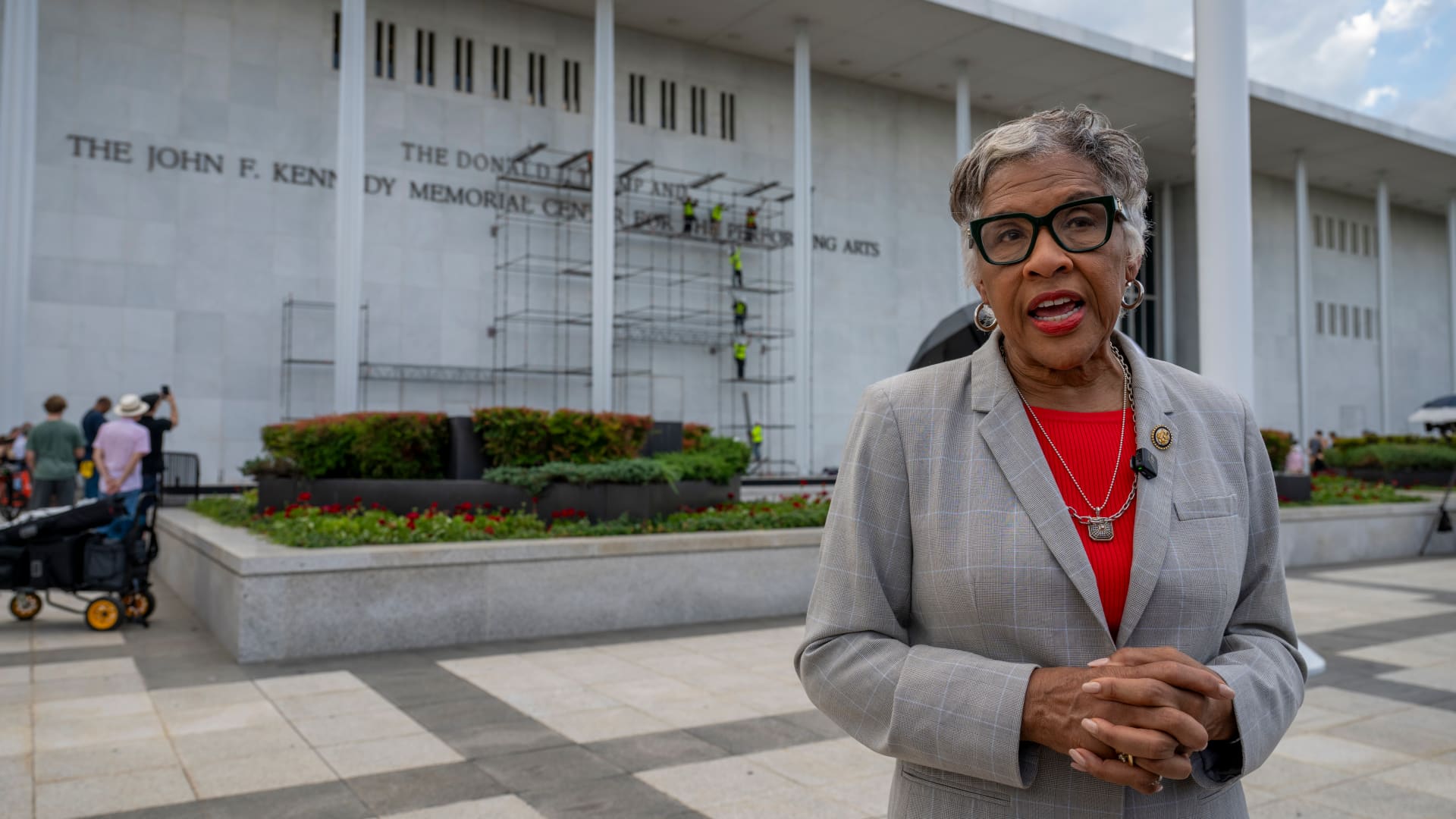 Trump’s Kennedy Center closure is ‘unlawful,’ Rep. Beatty tells judge in emergency hearing request
