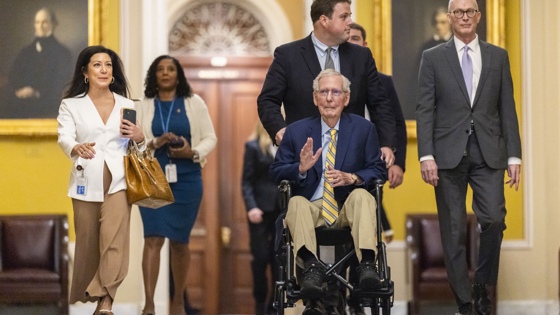 Mitch McConnell returns to Senate after three-month health absence