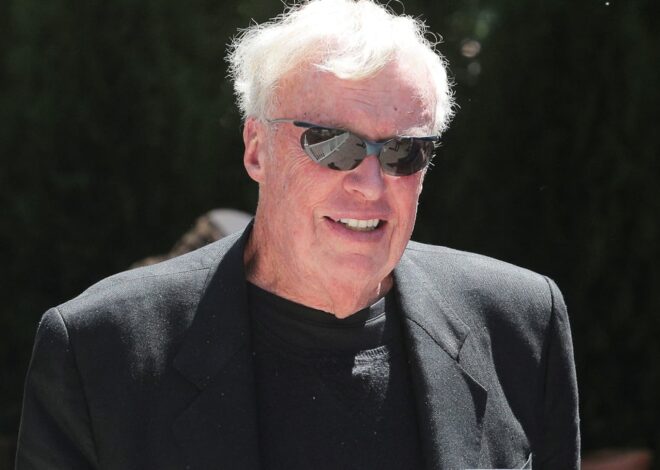 Nike co-founder Phil Knight to donate $1.1 billion to Oregon medical center