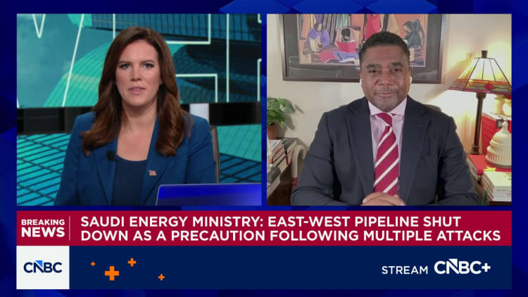 Need global effort to mediate Iran war, says Longview Global's Dewardric McNeal
