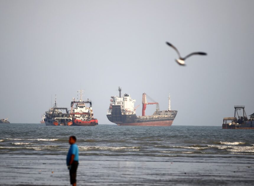 Vessel struck in Strait of Hormuz, UKMTO says, as prospects for U.S.-Iran diplomacy appear elusive