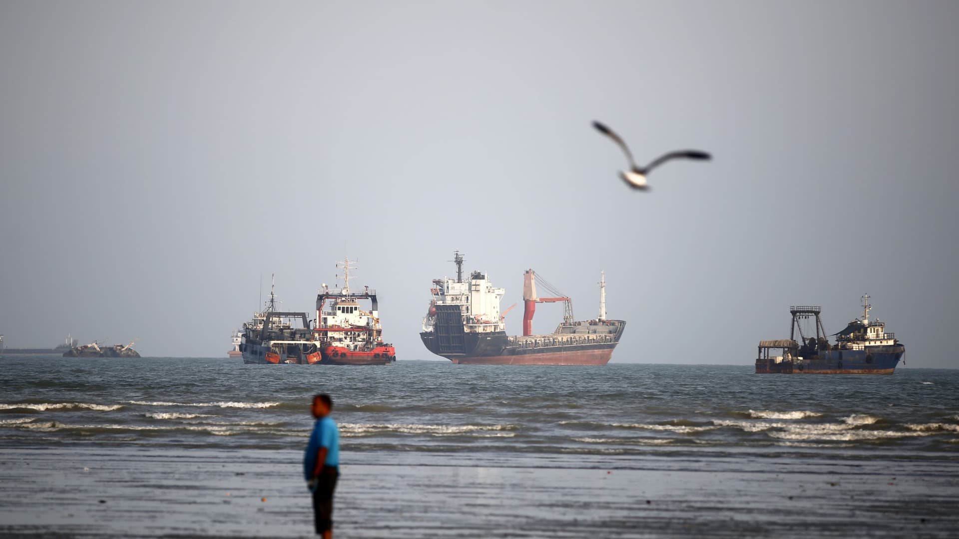 Vessel struck in Strait of Hormuz, UKMTO says, as prospects for U.S.-Iran diplomacy appear elusive