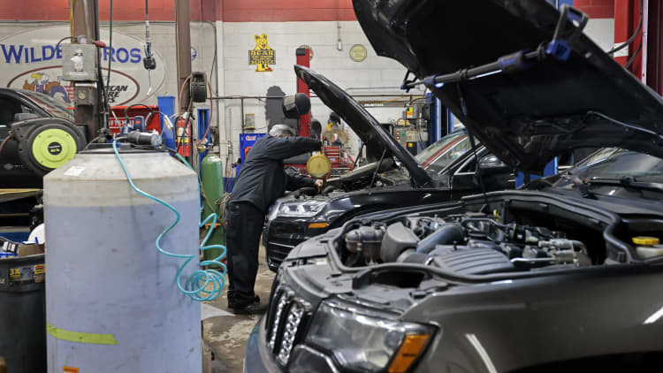 Why auto repair shops are struggling to keep up with the age of high-tech vehicles
