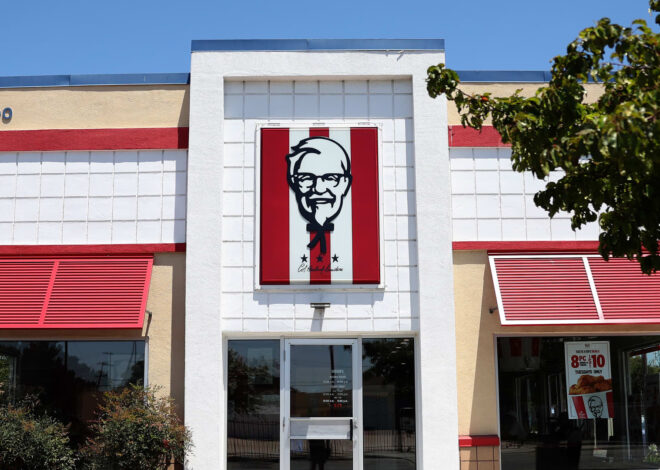 KFC to switch to Coca-Cola beverages in U.S. restaurants for the first time in decades