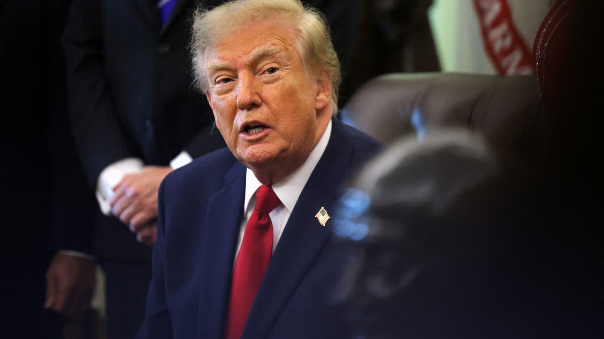 Trump bought up to $25 million in Meta and millions in SpaceX debt in August