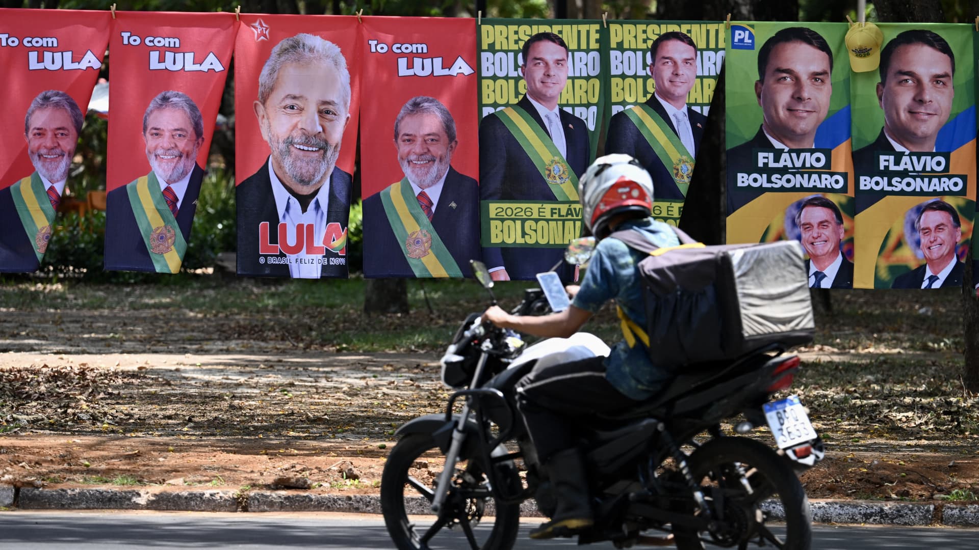 Results trickle in as Brazil awaits results of high-stakes presidential election